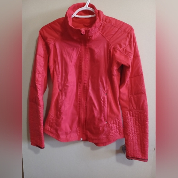 Lululemon Run: Bundle Up Jacket Love Red Sz S - Picture 3 of 9